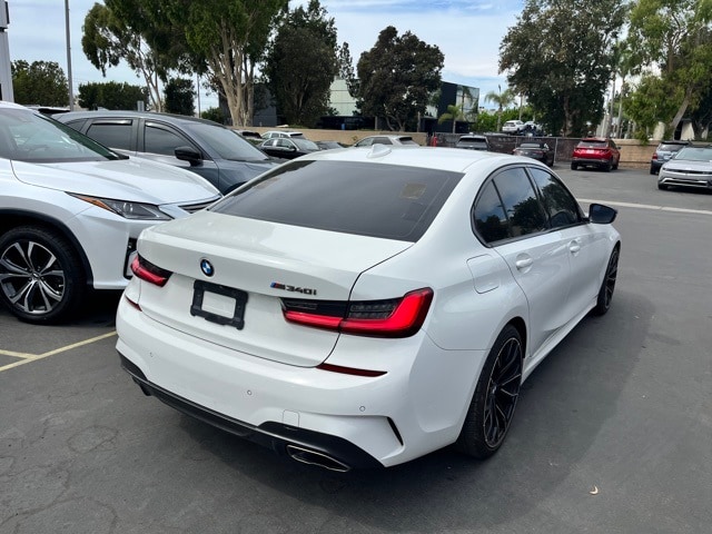 Thumbnail: 2020 BMW 3 Series - 3
