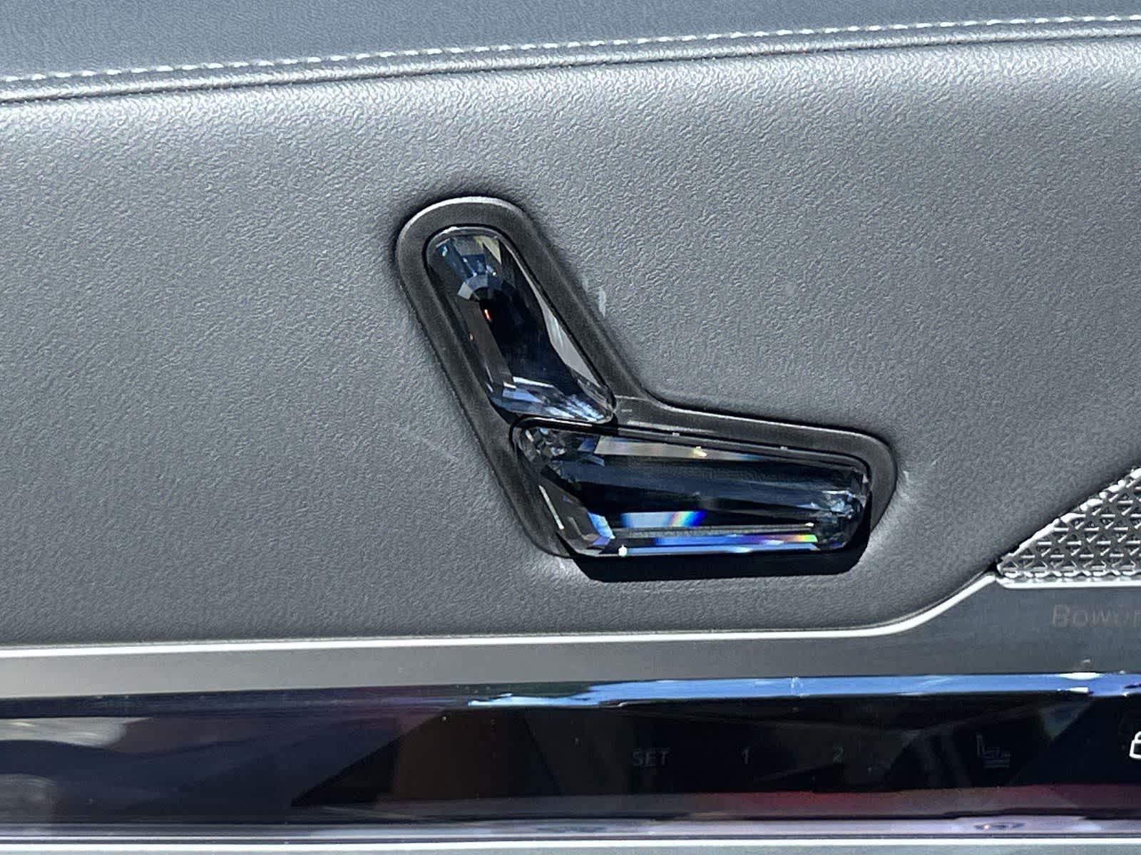 Thumbnail: 2023 BMW 7 Series - 30