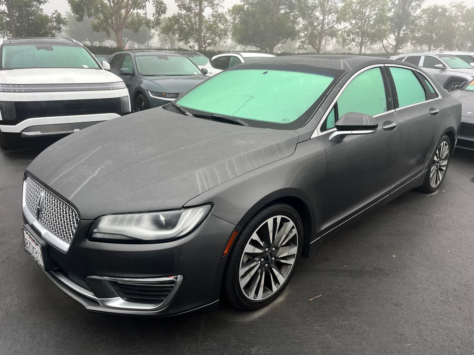 2018 Lincoln MKZ Reserve's photo