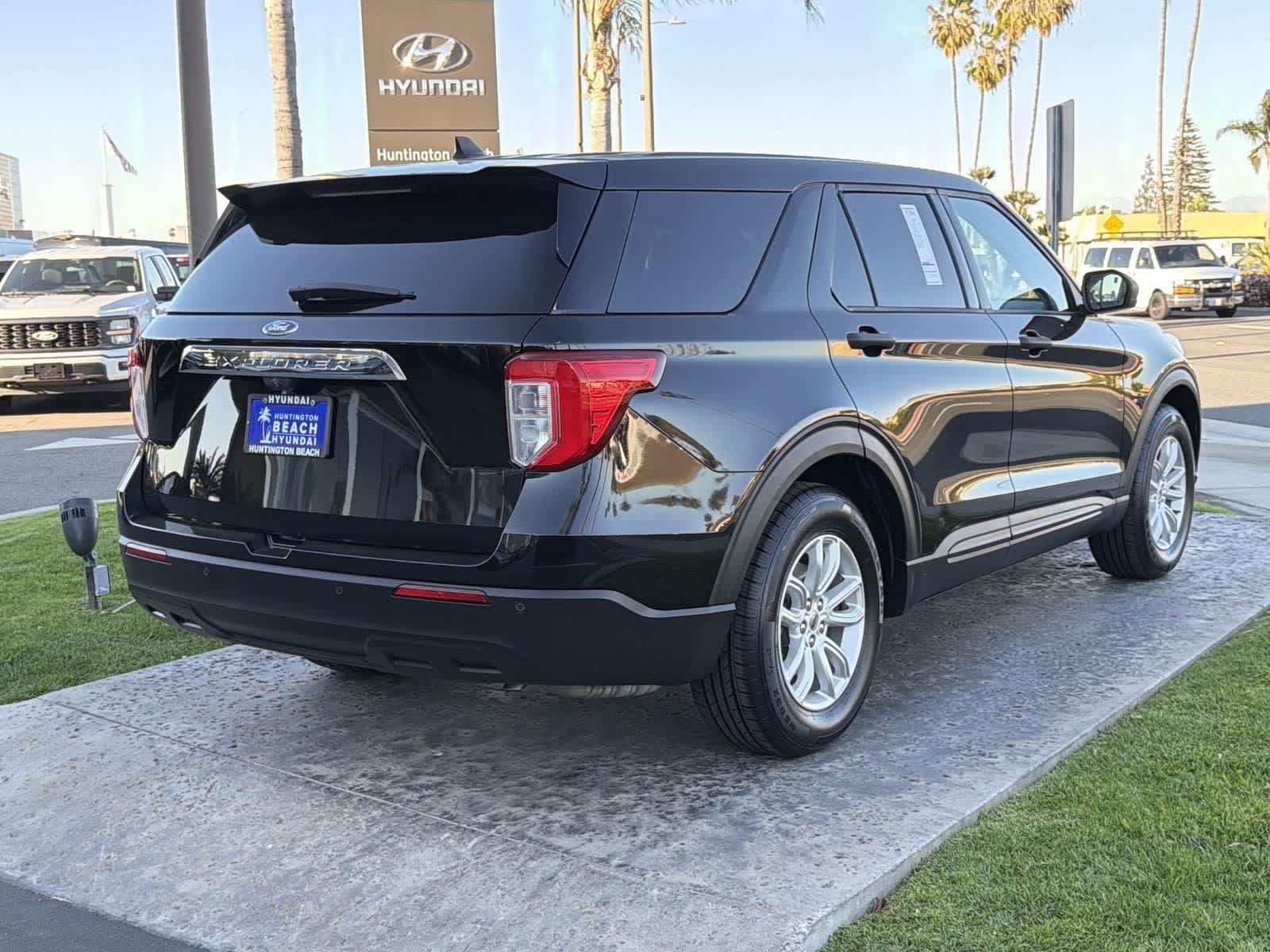 Thumbnail: 2021 Ford Explorer - 6