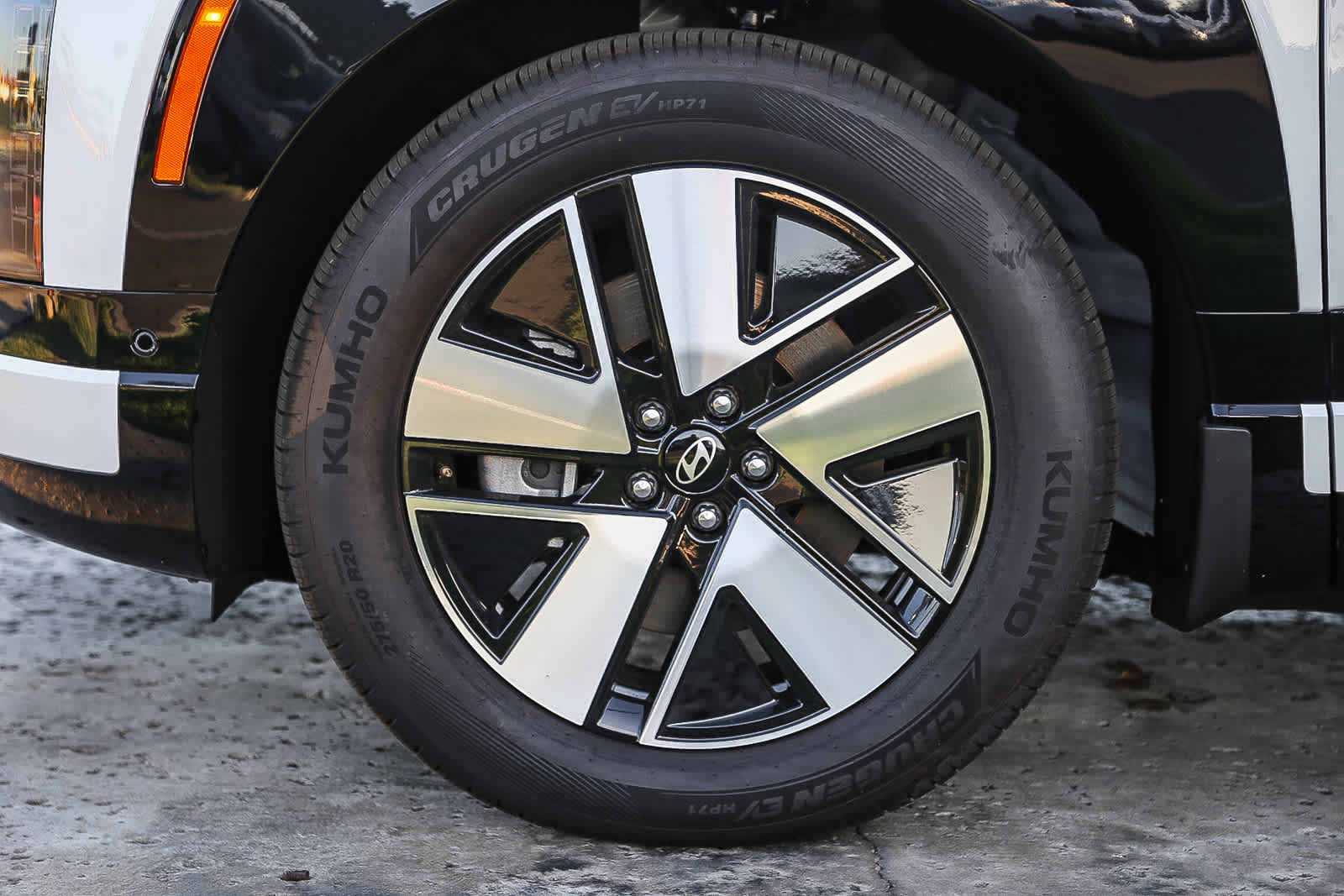 Thumbnail: 2026 Hyundai Ioniq - 17