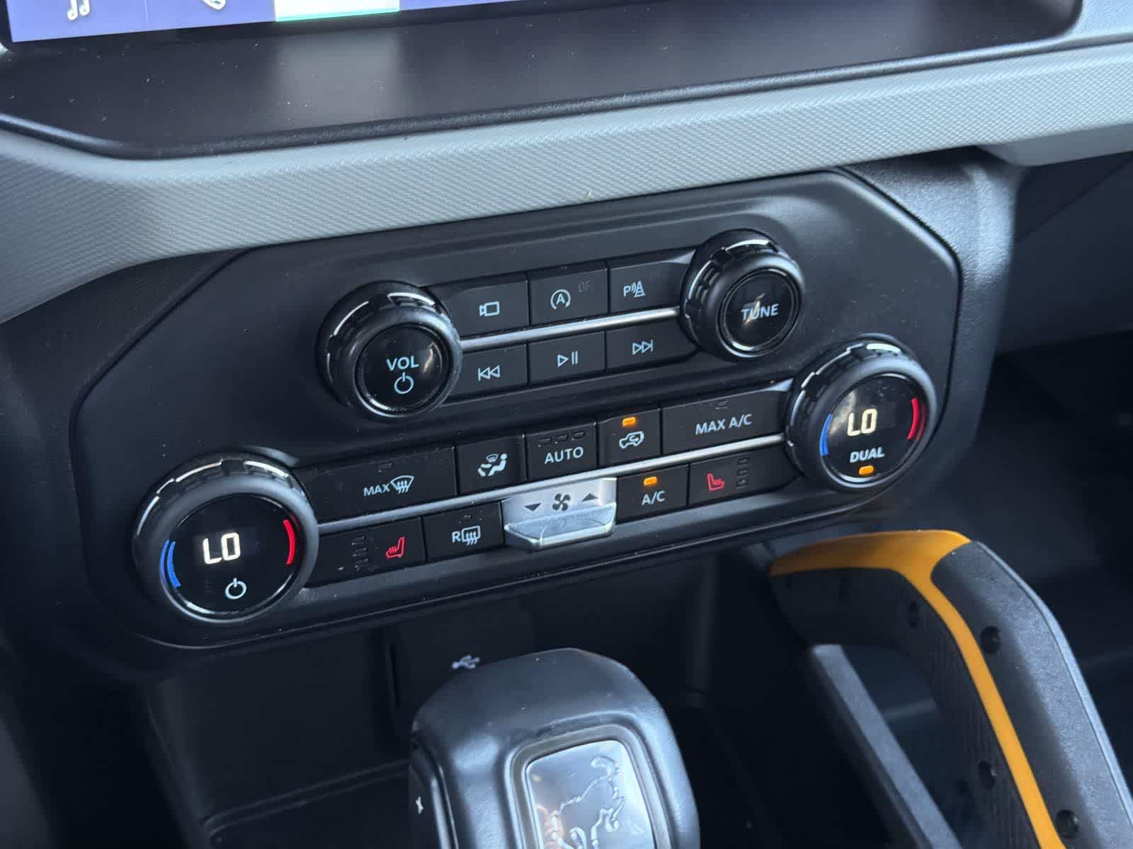 Thumbnail: 2023 Ford Bronco - 15