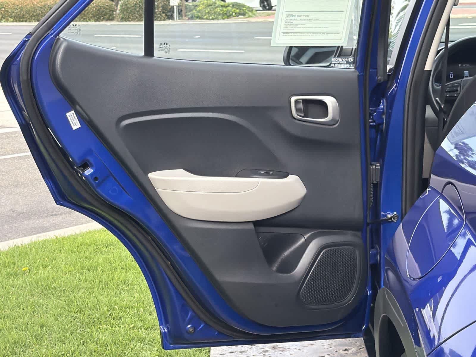 Thumbnail: 2023 Hyundai Venue - 27