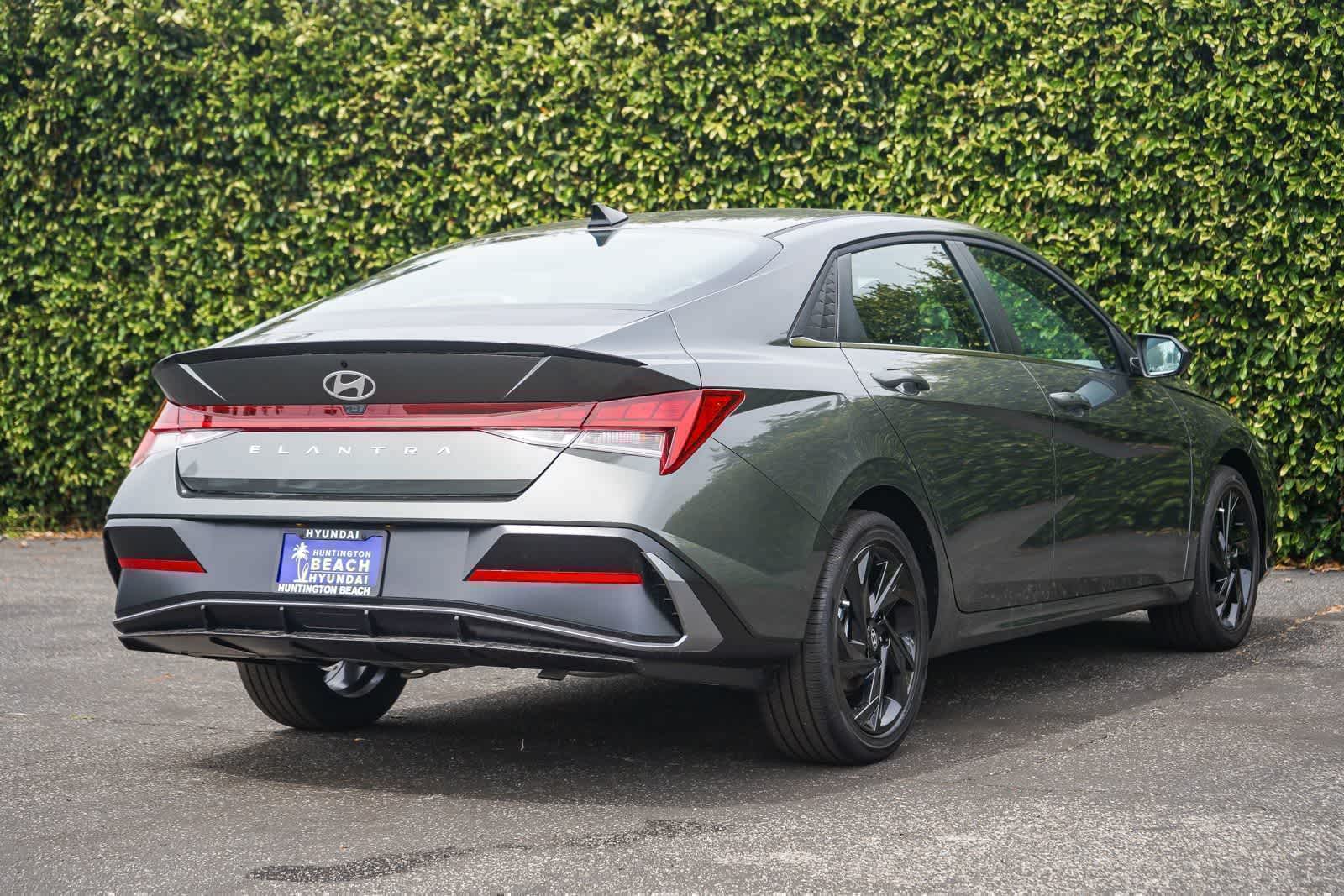 Thumbnail: 2026 Hyundai Elantra - 6