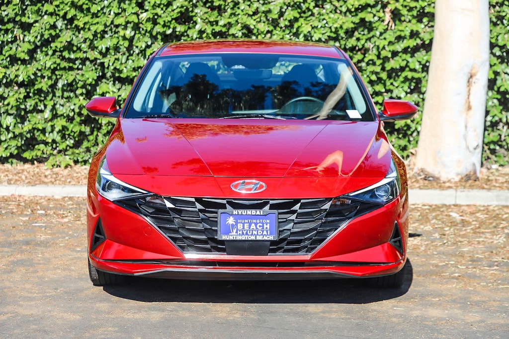 Used 2023 Hyundai Elantra SEL Sedan