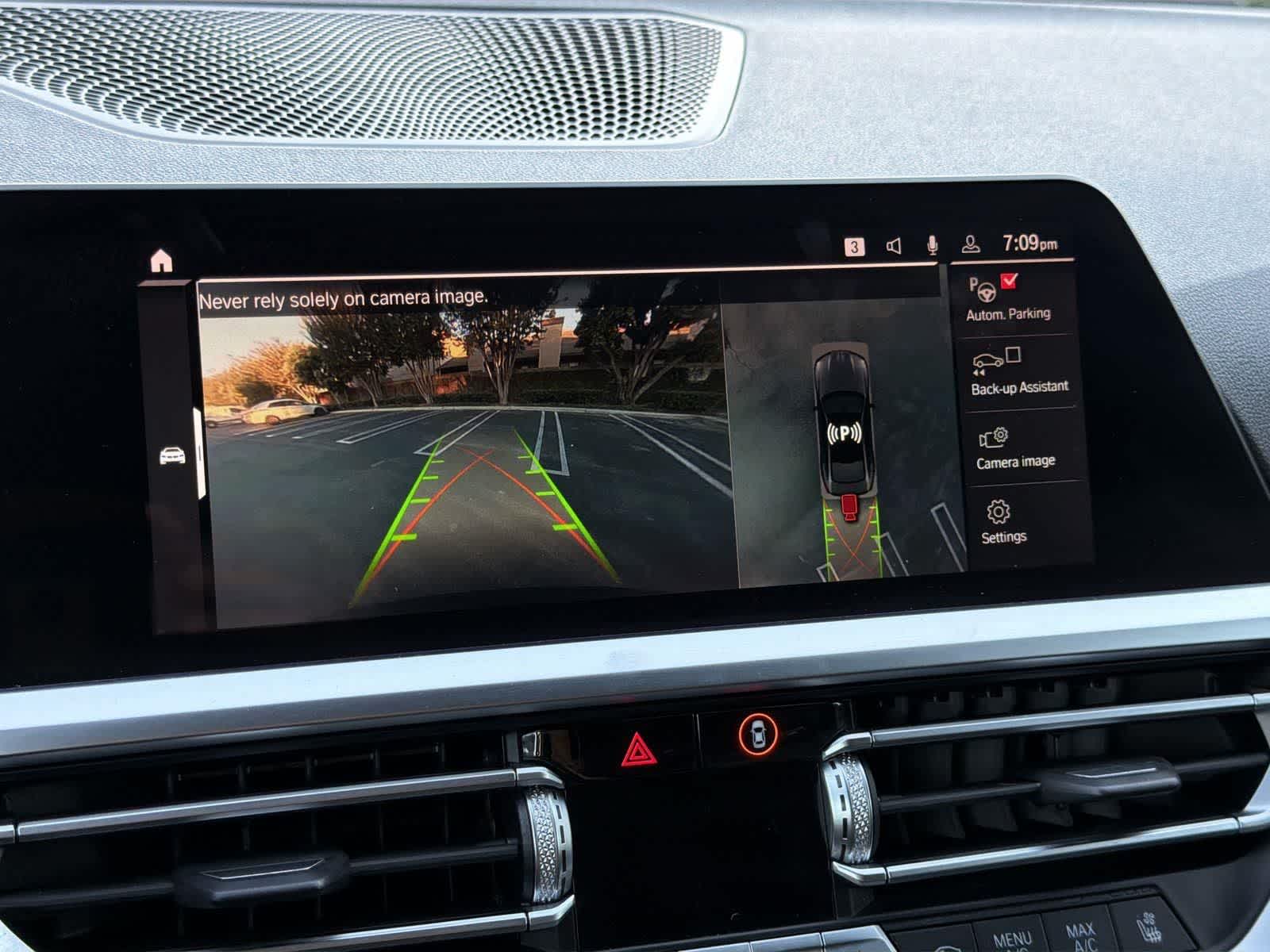 Thumbnail: 2021 BMW M4 - 17