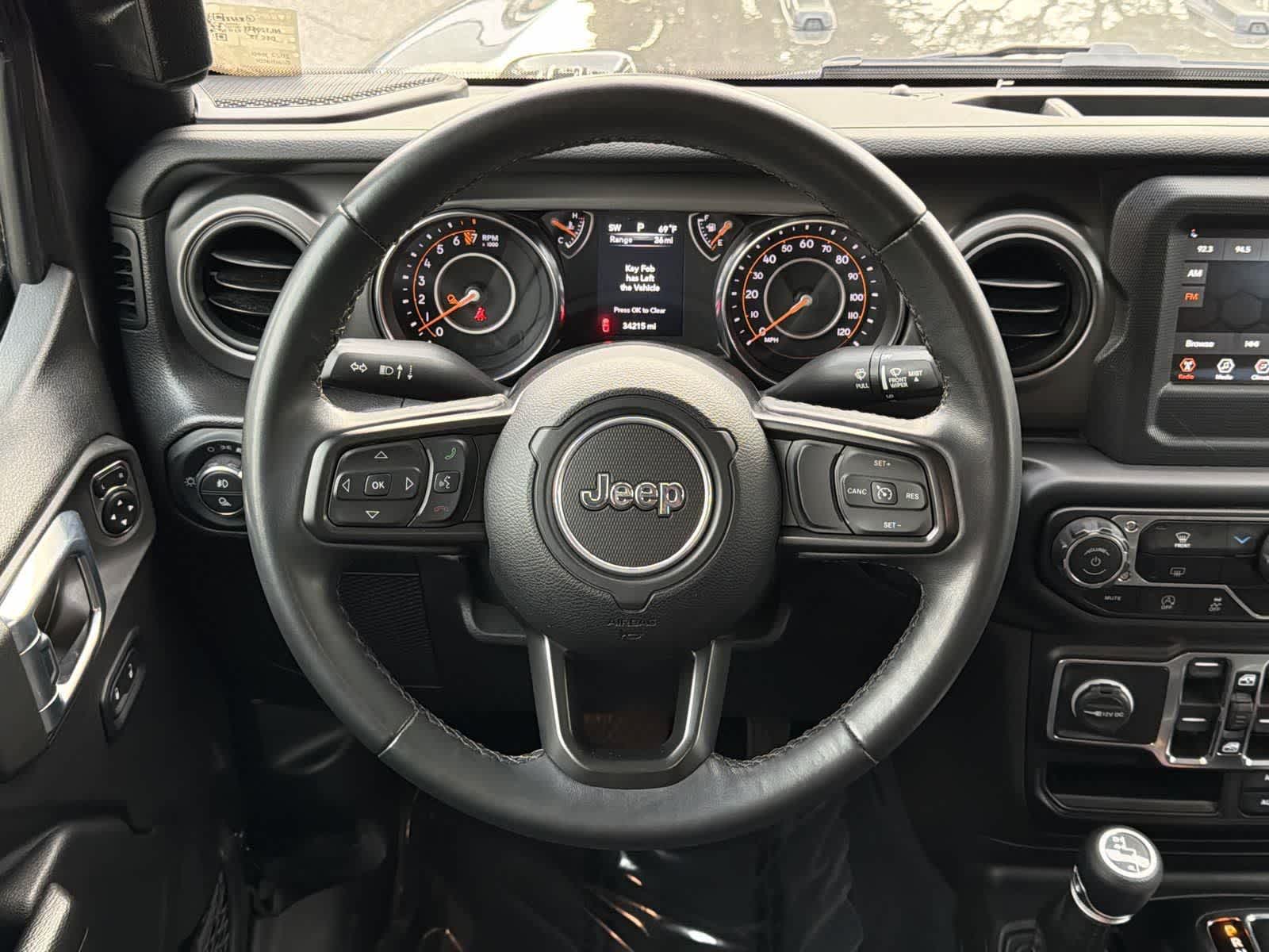 Thumbnail: 2022 Jeep Gladiator - 11