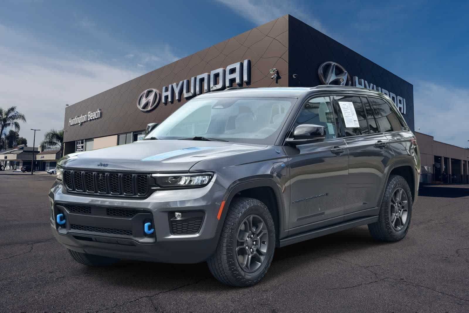 2025 Jeep Grand Cherokee Trailhawk 4xe 4x4's photo