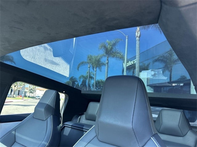 Thumbnail: 2024 Tesla Cybertruck - 10
