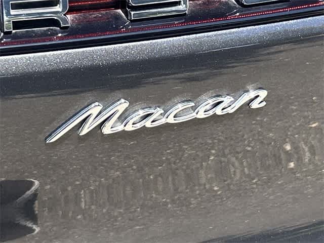 Thumbnail: 2022 Porsche Macan - 9