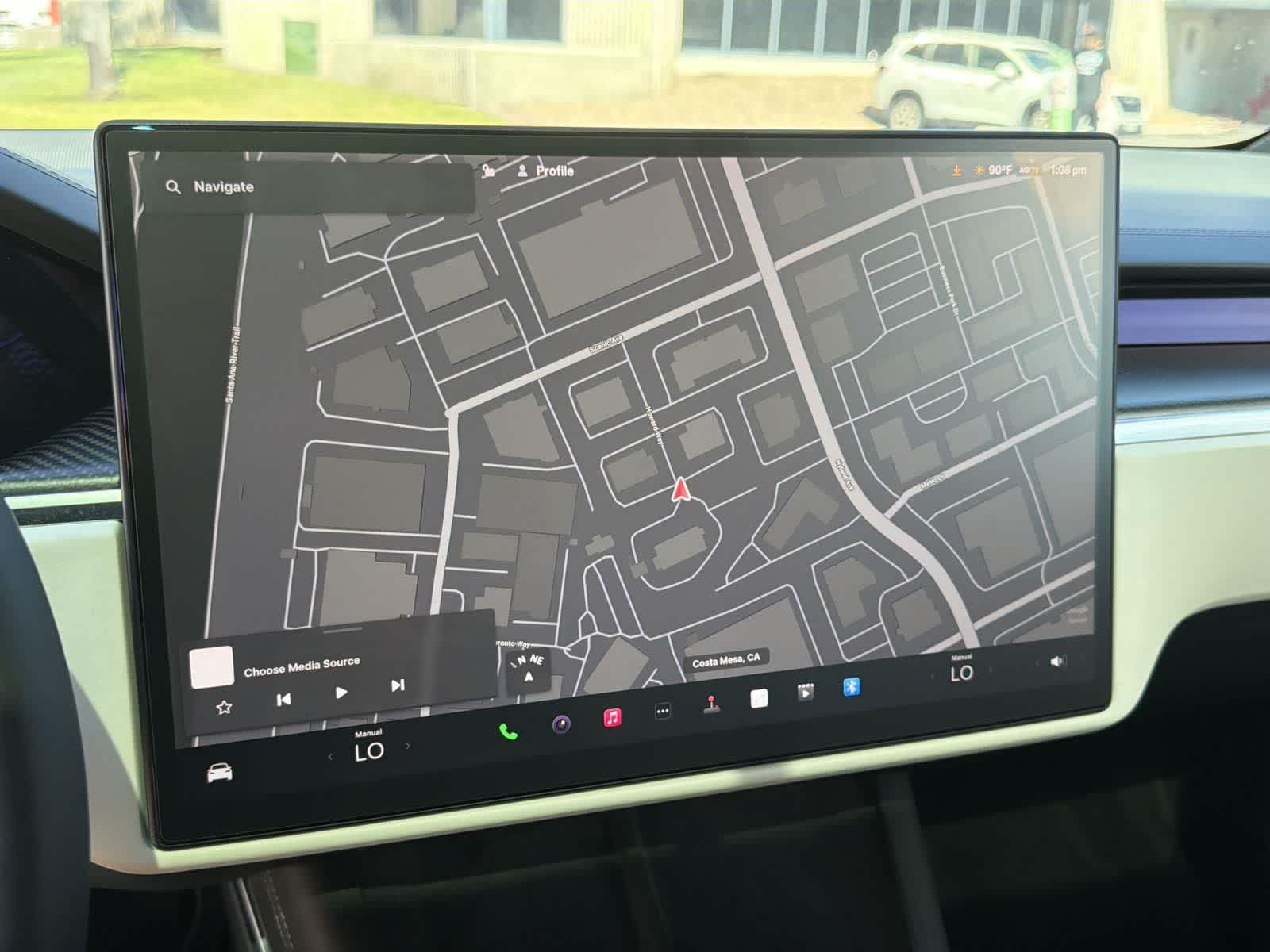 Thumbnail: 2022 Tesla Model X - 15