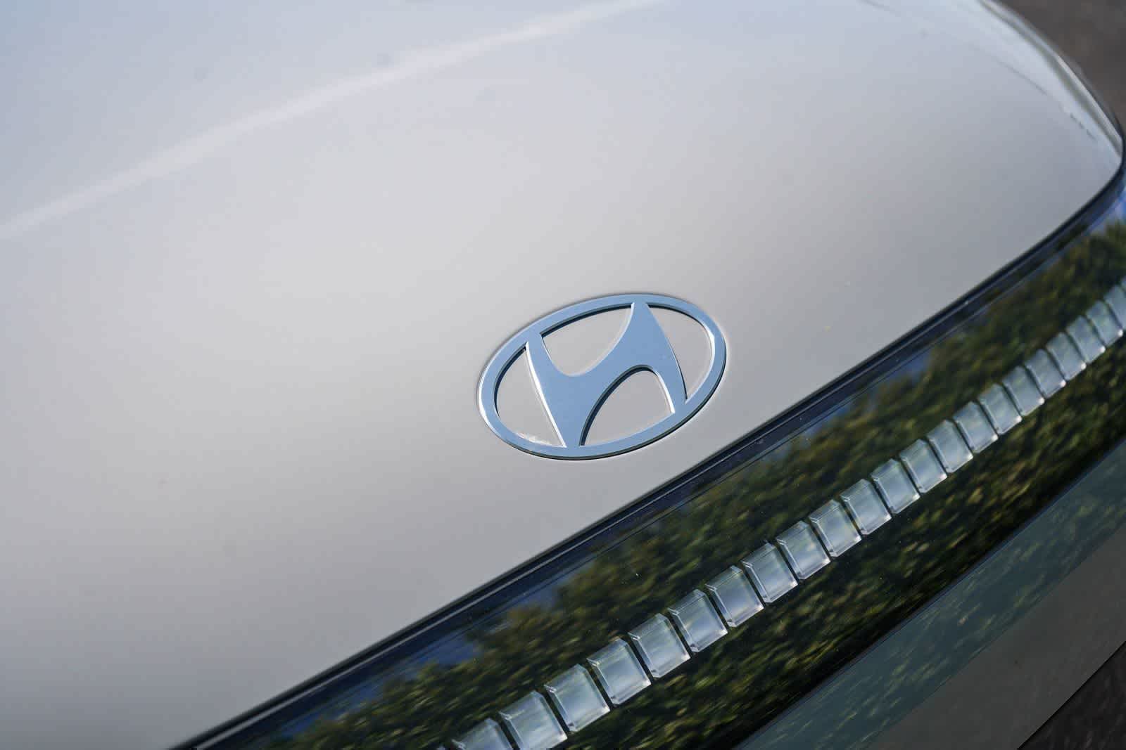 Thumbnail: 2026 Hyundai Ioniq - 9