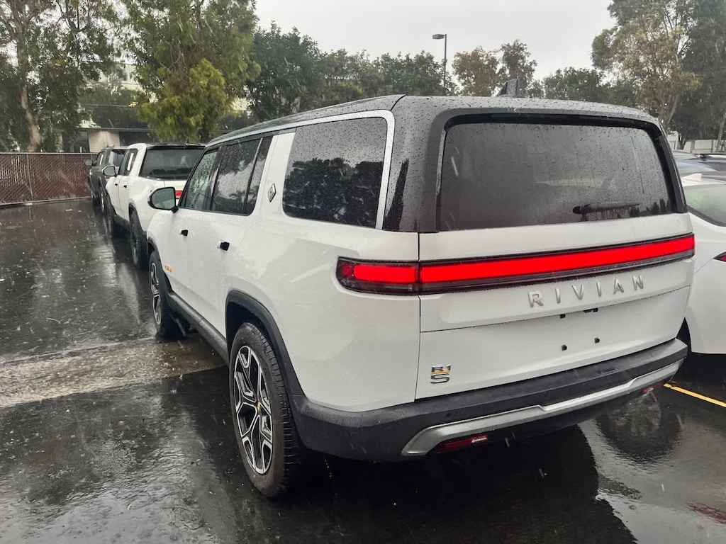 Used 2022 Rivian R1S Launch Edition SUV