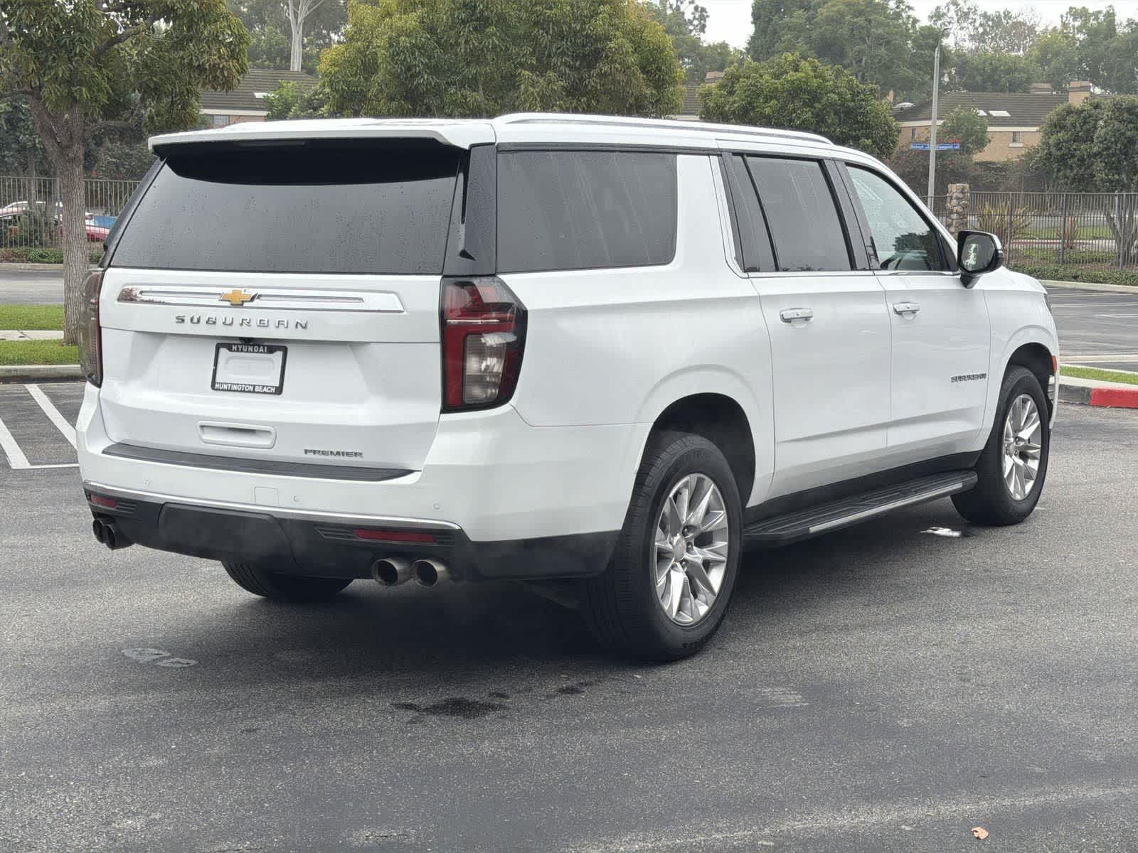 Thumbnail: 2023 Chevrolet Suburban - 4