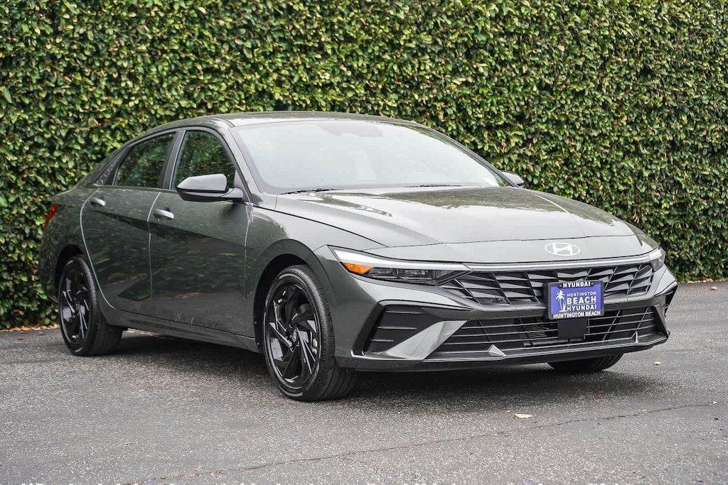 New 2026 Hyundai Elantra SEL Sport Premium Sedan
