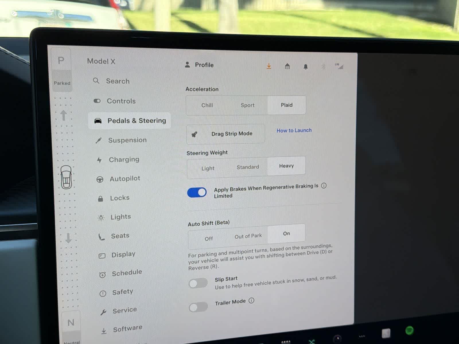 Thumbnail: 2022 Tesla Model X - 21