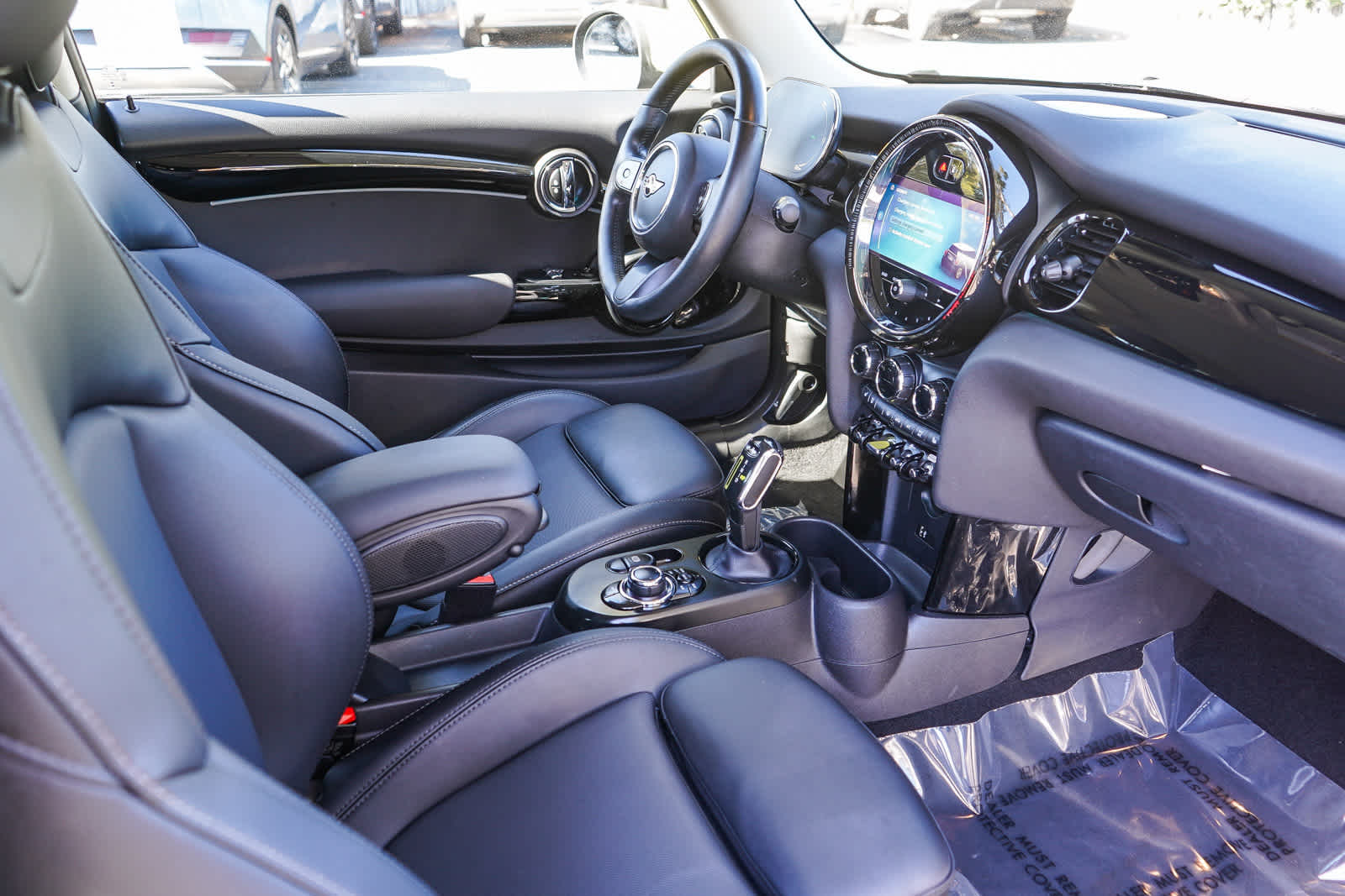 Thumbnail: 2022 MINI Cooper Hardtop - 16