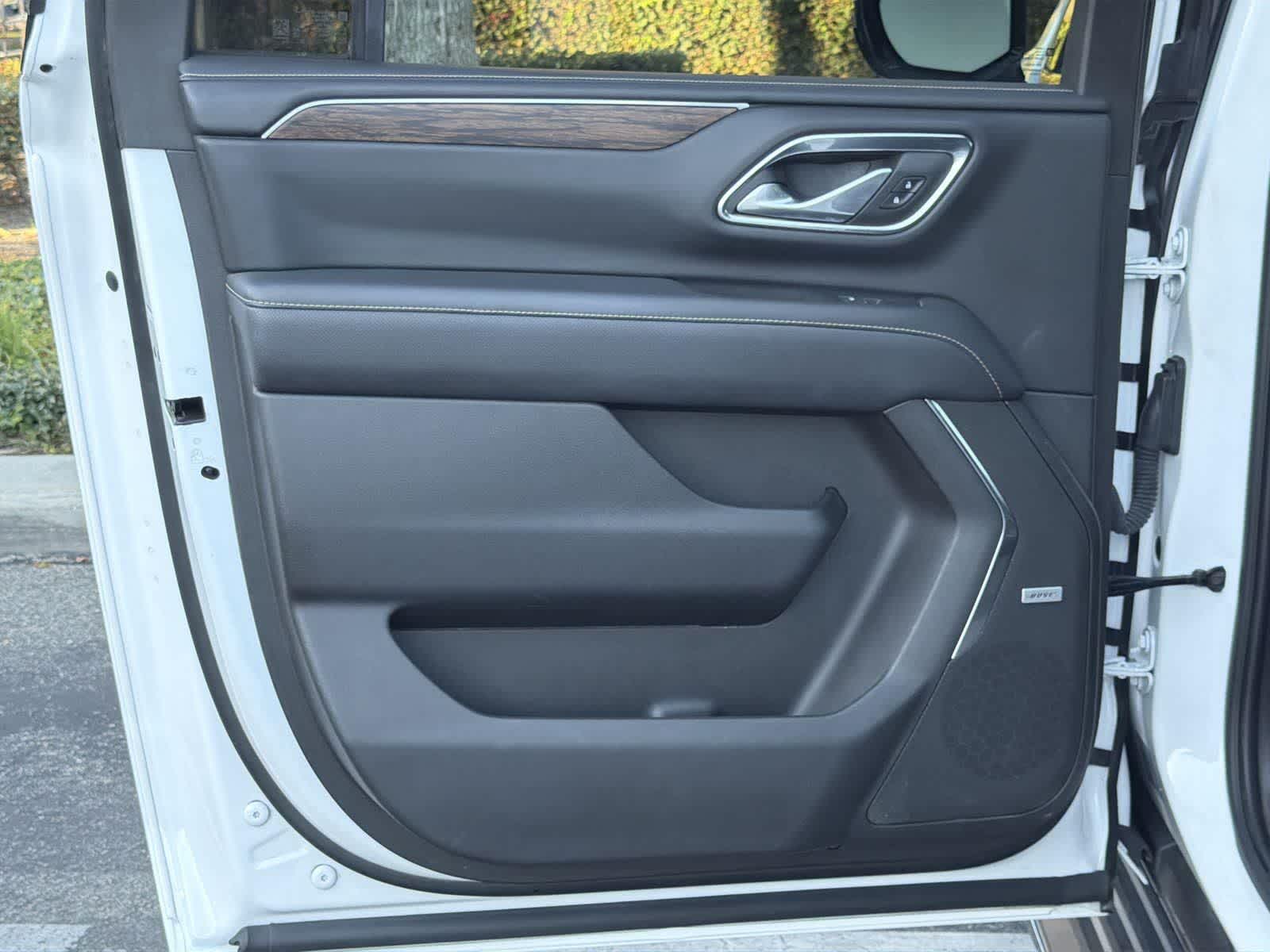 Thumbnail: 2023 Chevrolet Suburban - 27