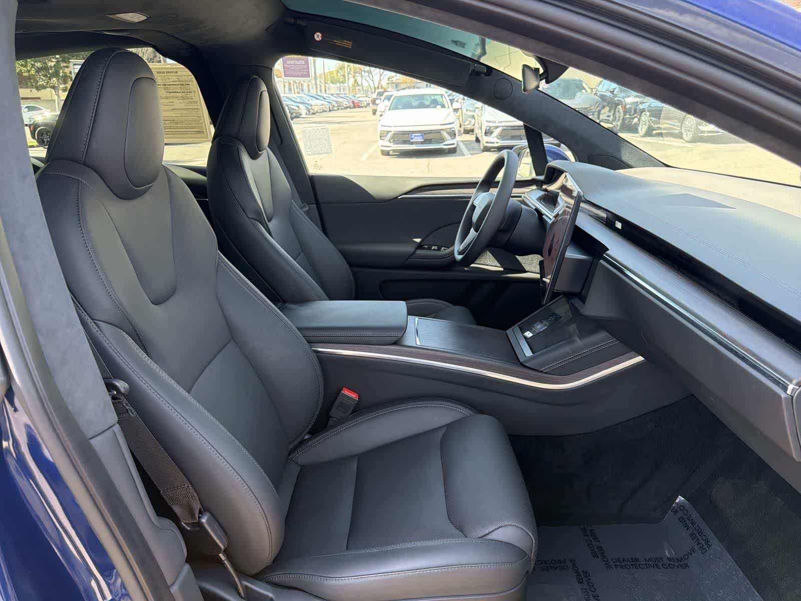 Thumbnail: 2025 Tesla Model X - 34