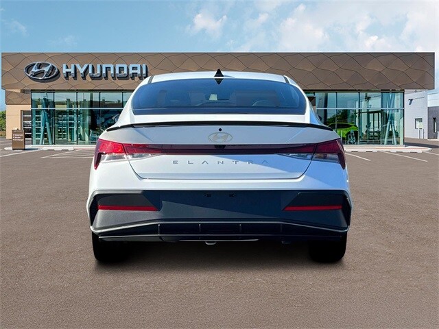 Thumbnail: 2025 Hyundai Elantra - 6