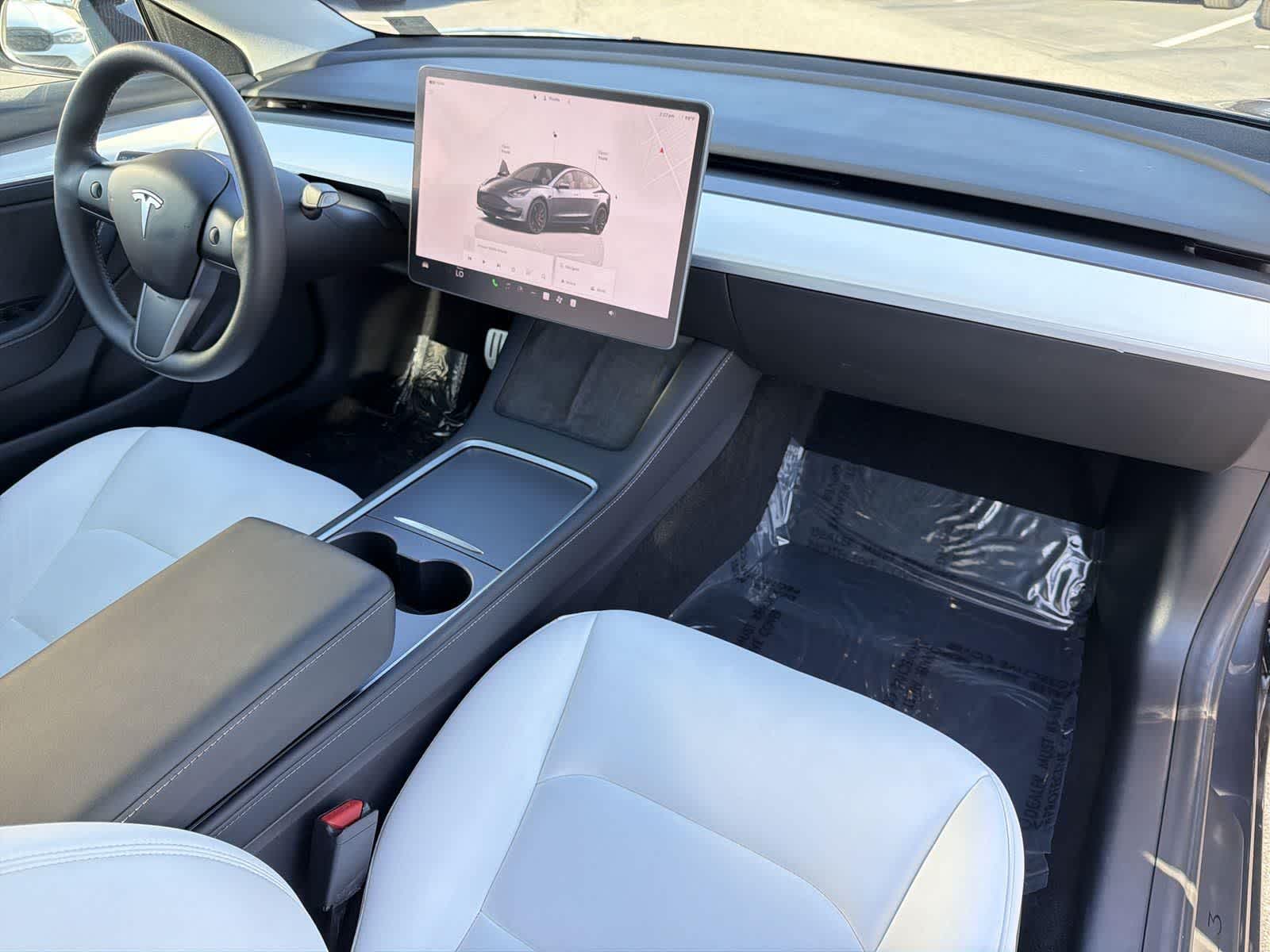 Thumbnail: 2022 Tesla Model 3 - 34