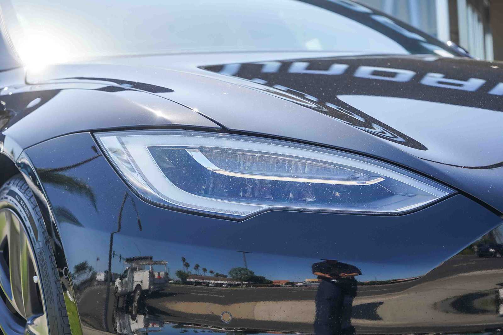 Thumbnail: 2022 Tesla Model S - 10