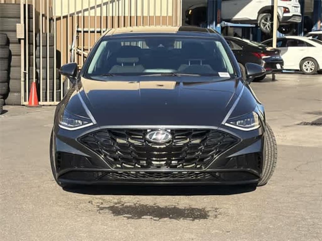 Used 2023 Hyundai Sonata SEL Sedan