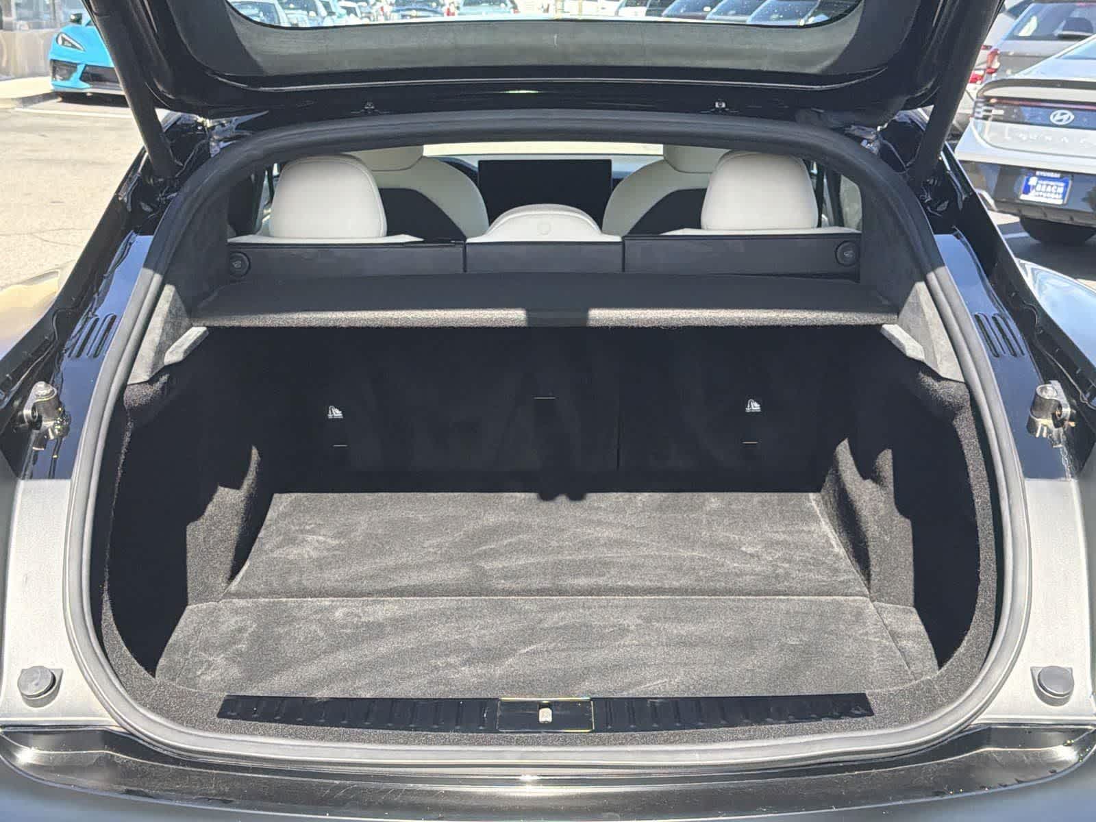 Thumbnail: 2023 Tesla Model S - 32