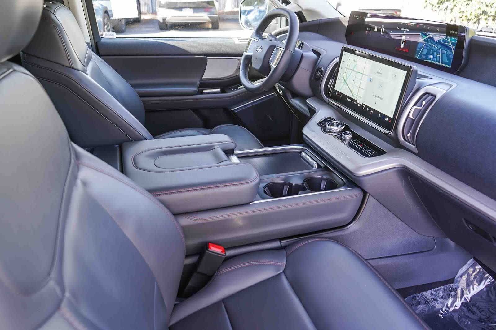 Thumbnail: 2025 Ford Expedition MAX - 16