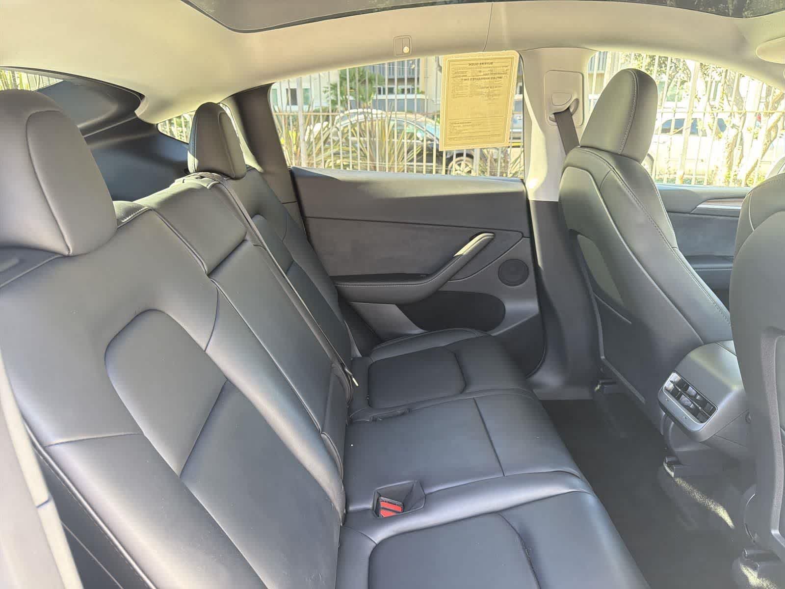 Thumbnail: 2023 Tesla Model Y - 32