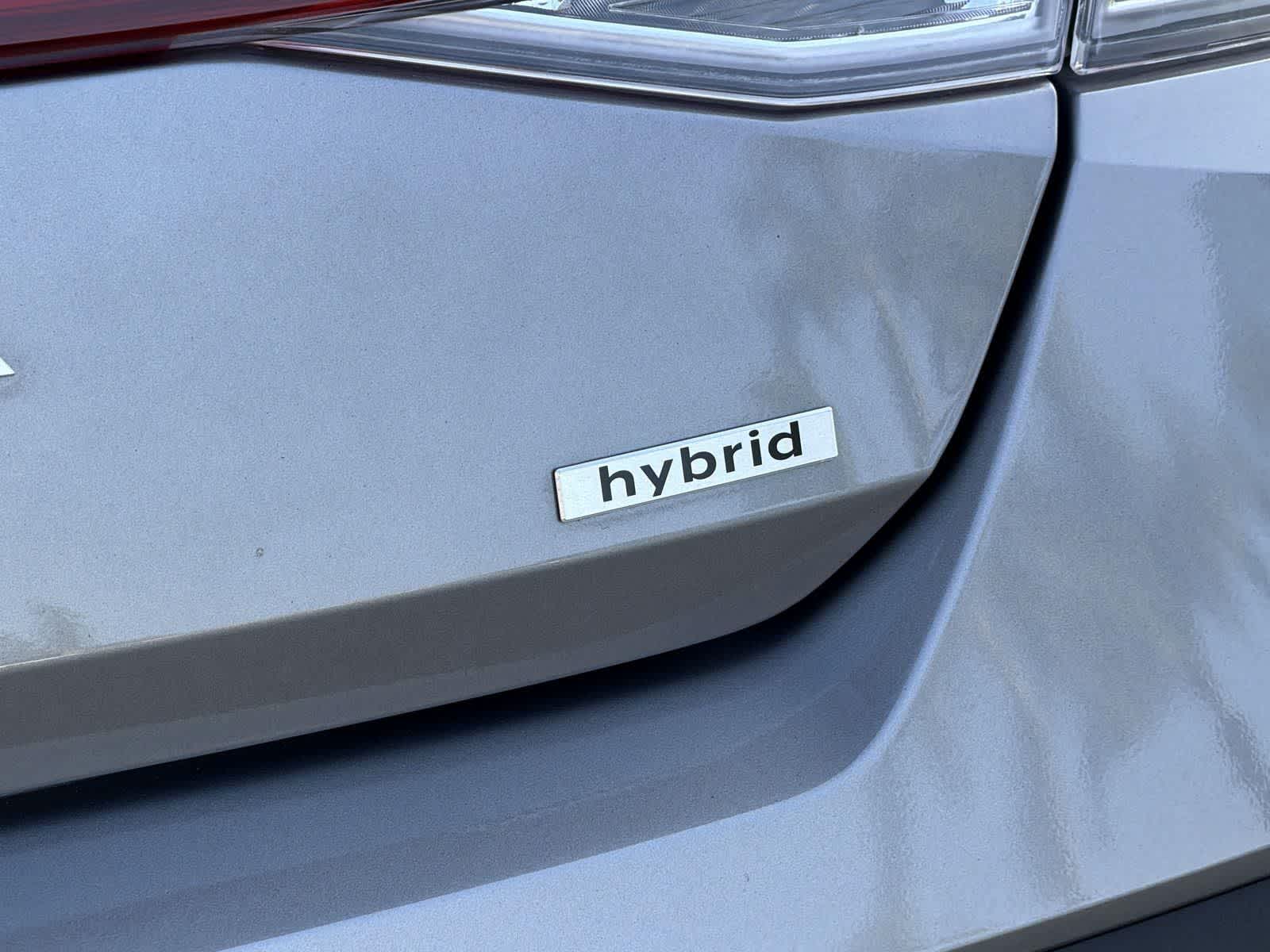 Thumbnail: 2025 Hyundai Elantra - 30