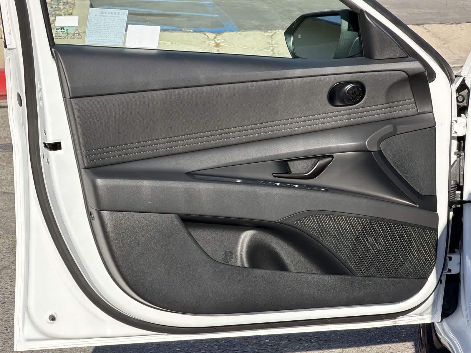 Thumbnail: 2025 Hyundai Elantra - 22