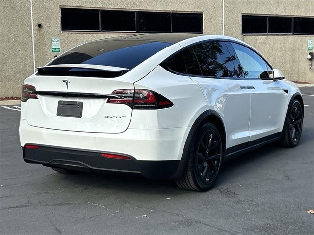 Thumbnail: 2022 Tesla Model X - 4