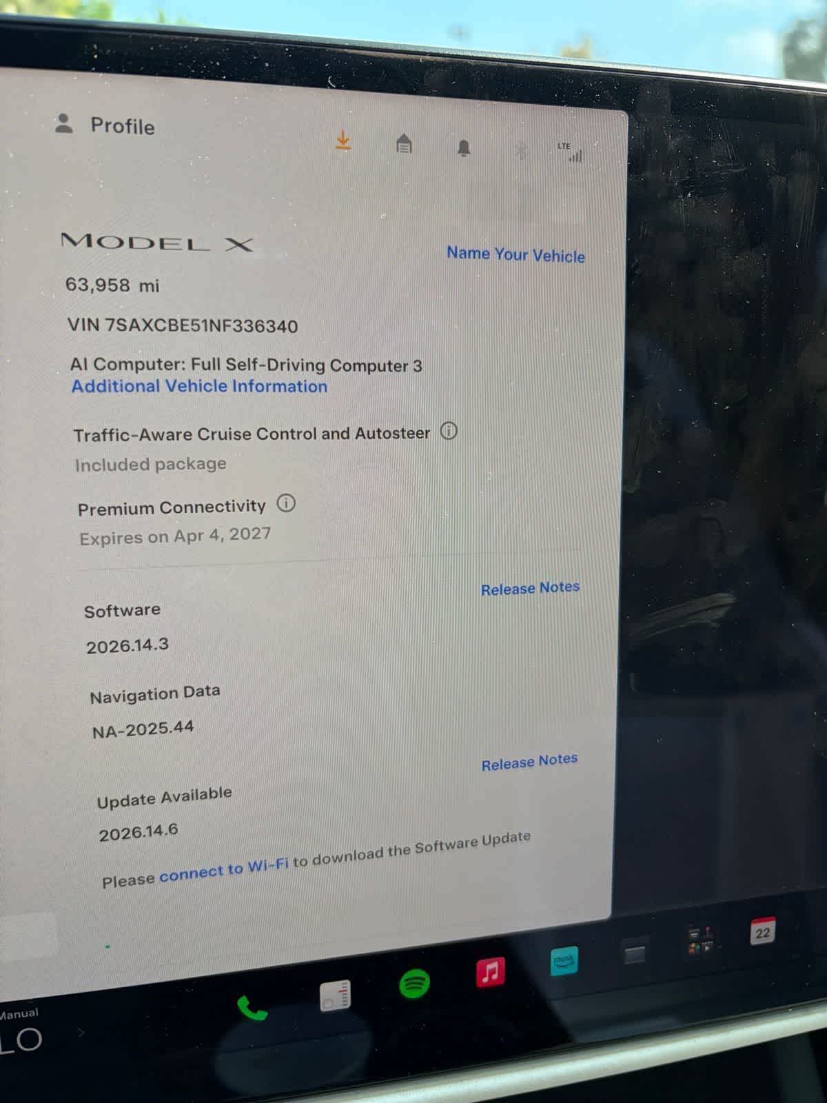 Thumbnail: 2022 Tesla Model X - 8