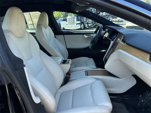 Thumbnail: 2020 Tesla Model S - 35