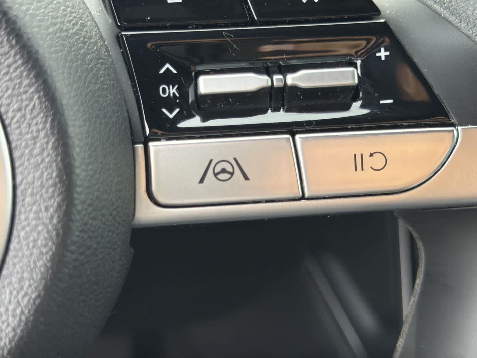 Thumbnail: 2022 Hyundai Santa Cruz - 22