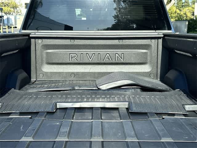 Thumbnail: 2022 Rivian R1T - 36