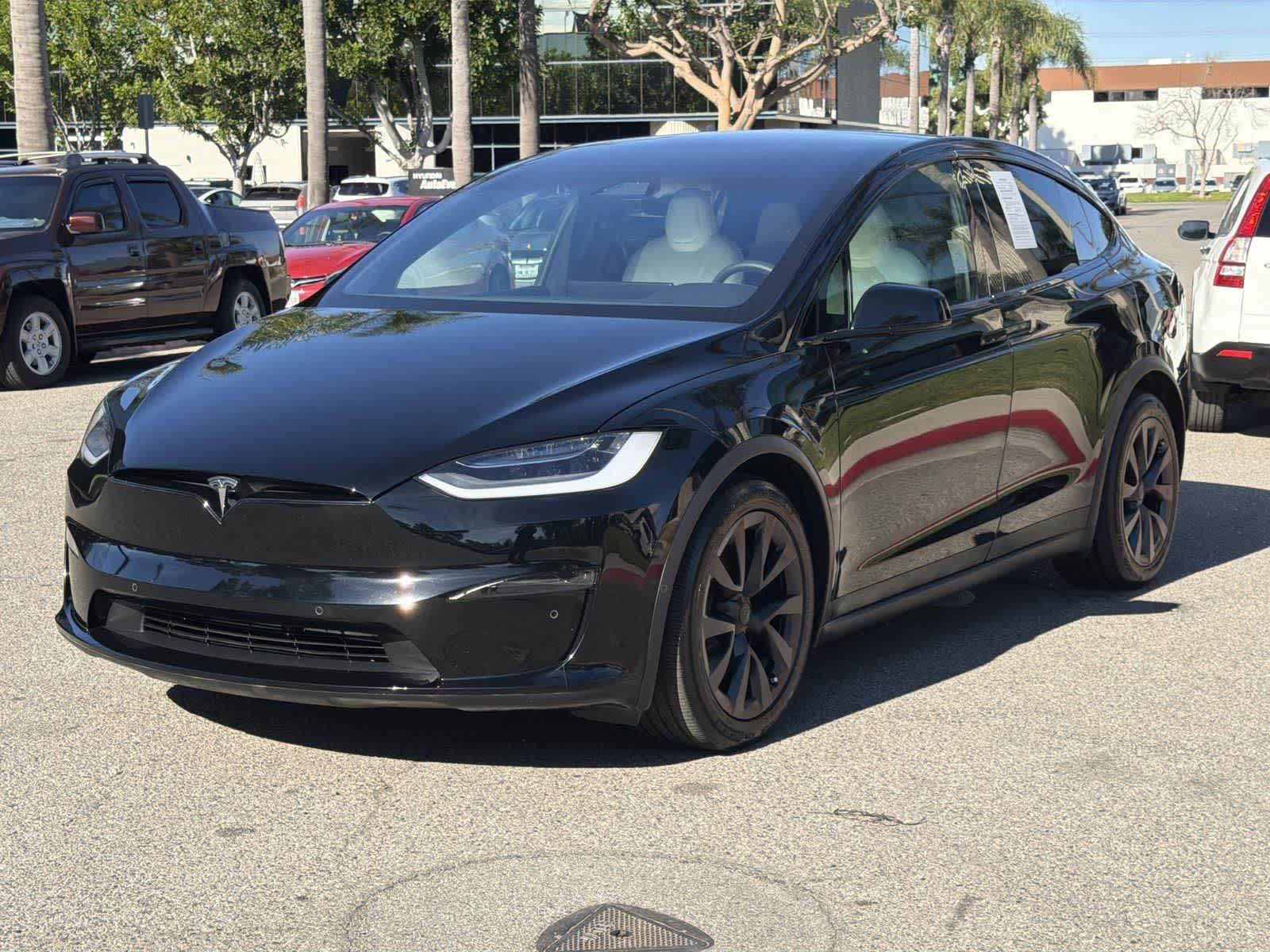Thumbnail: 2022 Tesla Model X - 8