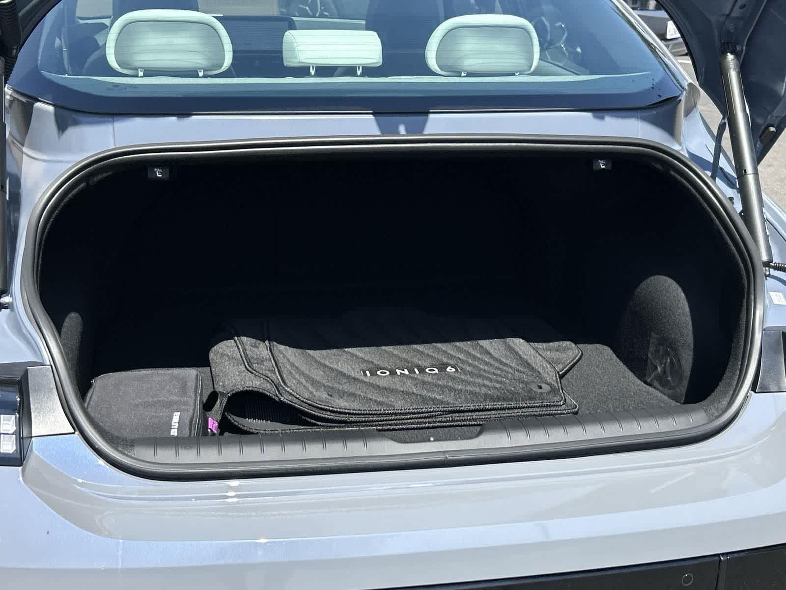 Thumbnail: 2025 Hyundai Ioniq 6 - 31