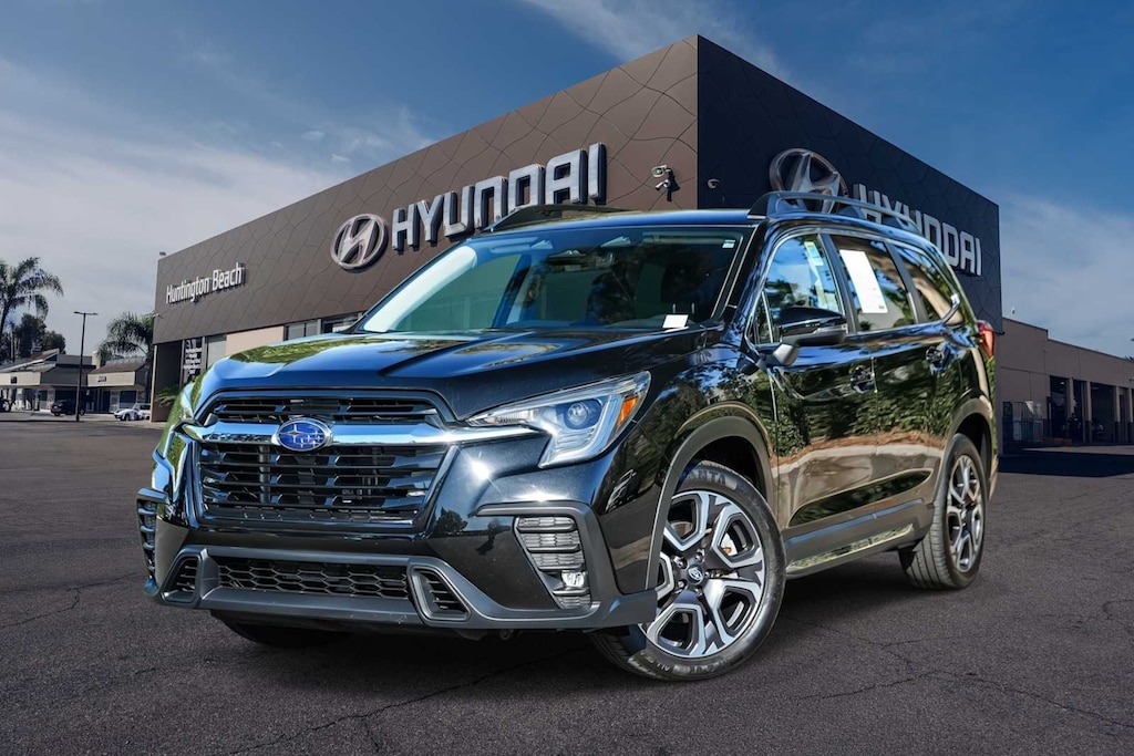 Used 2023 Subaru Ascent Limited SUV