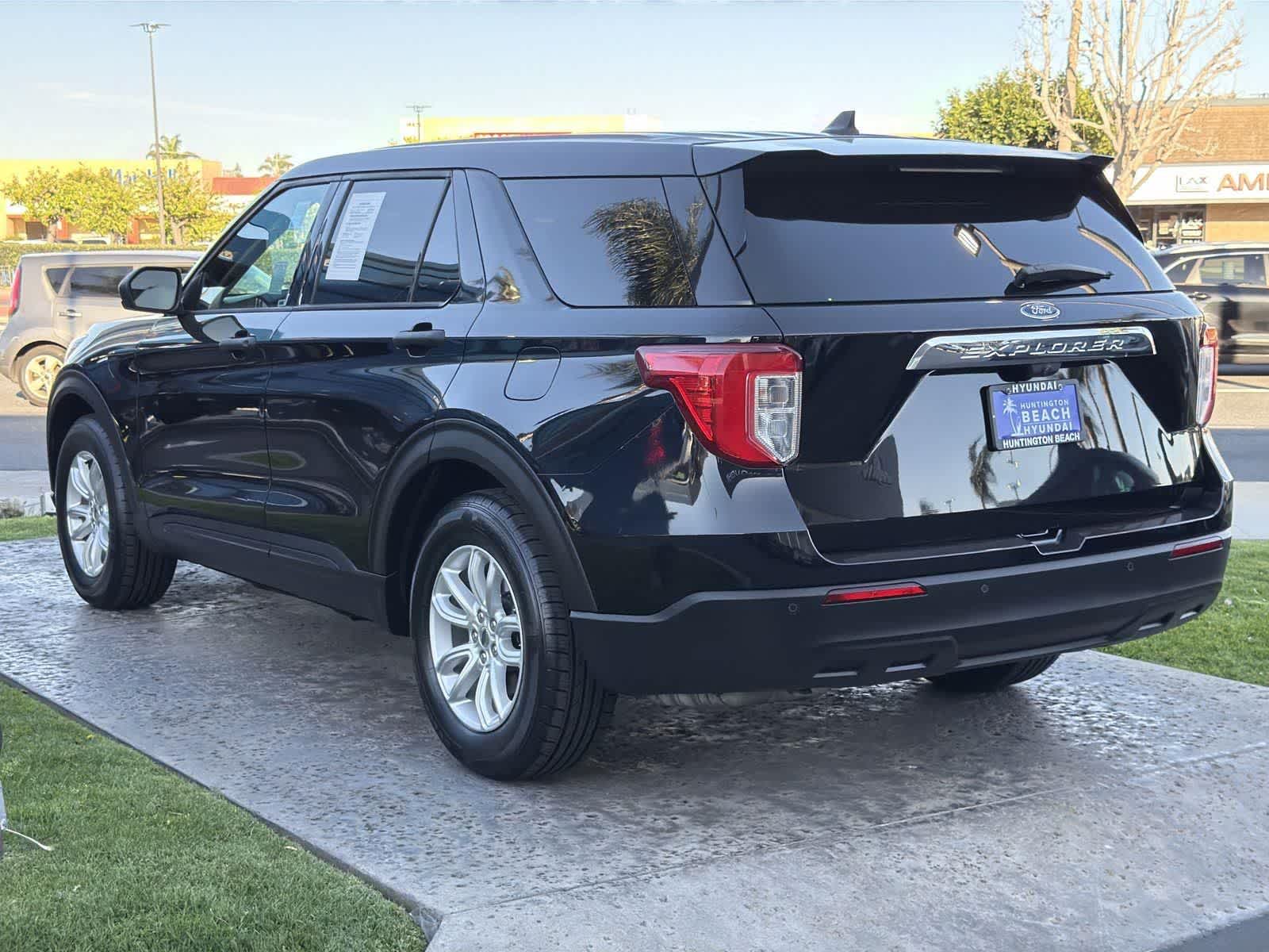 Thumbnail: 2021 Ford Explorer - 4