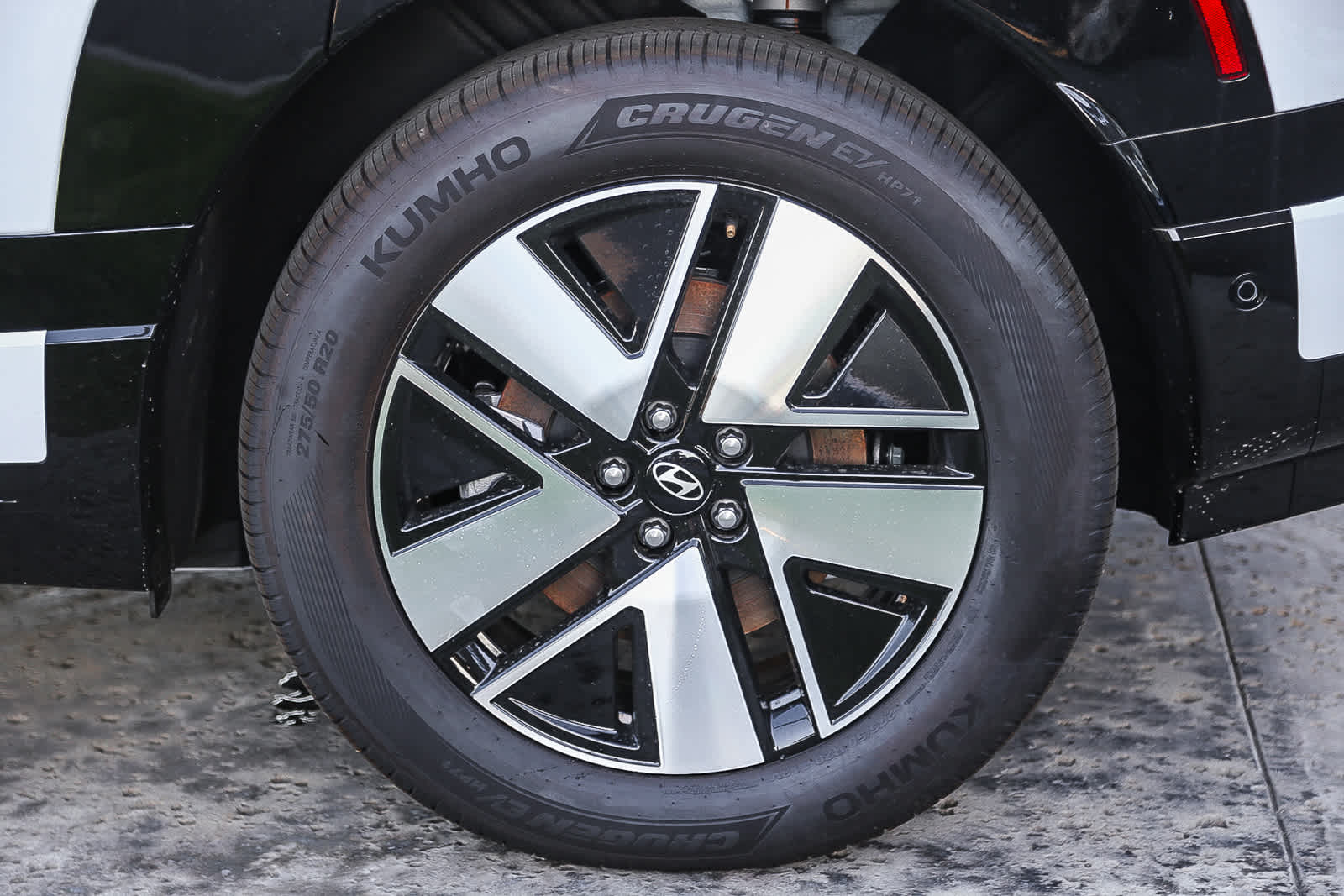 Thumbnail: 2026 Hyundai Ioniq - 18