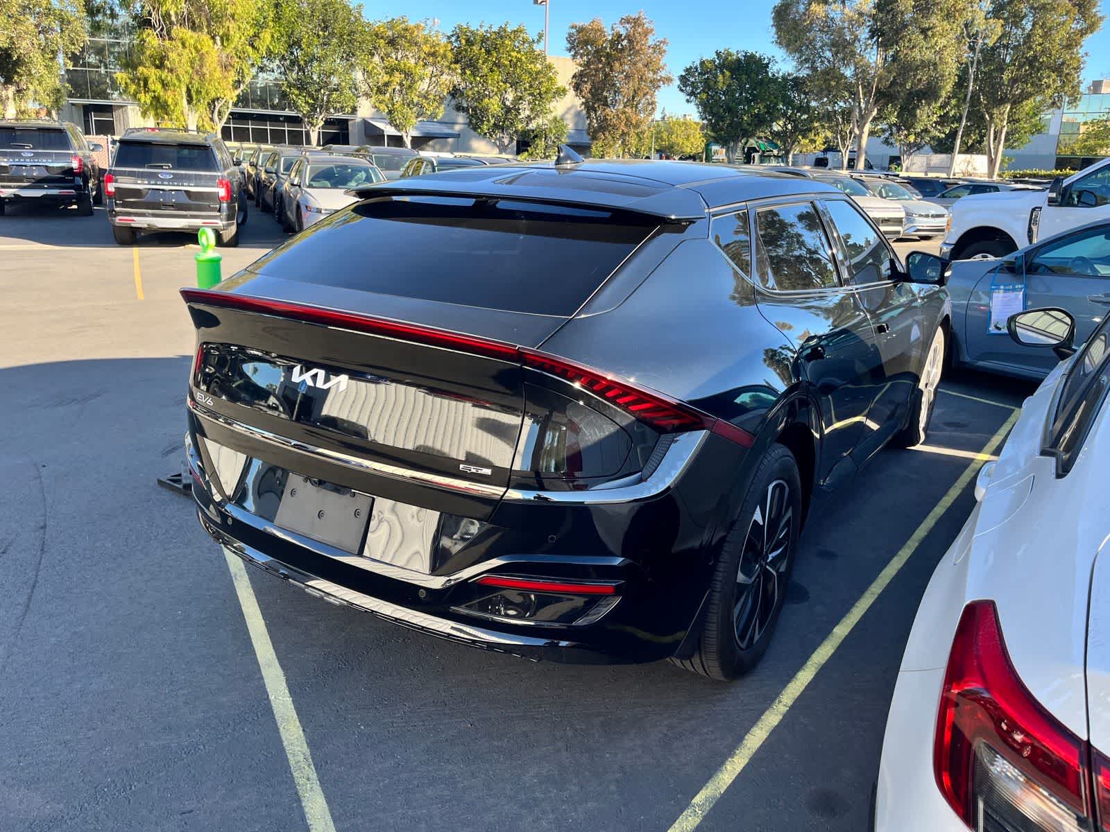 Thumbnail: 2024 Kia EV6 - 3