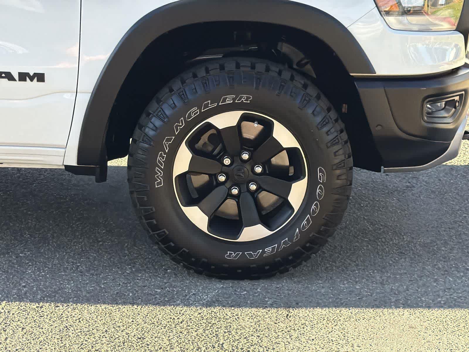 Thumbnail: 2023 RAM 1500 - 38