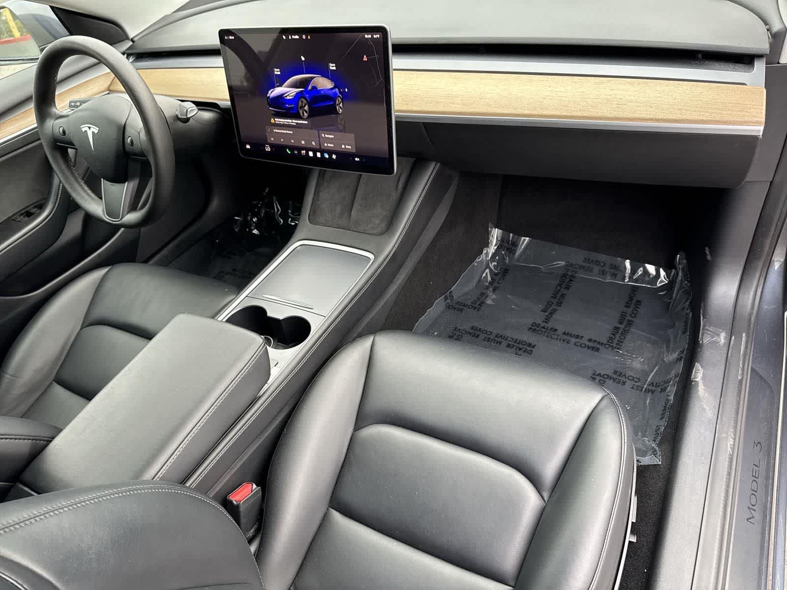 Thumbnail: 2022 Tesla Model 3 - 36