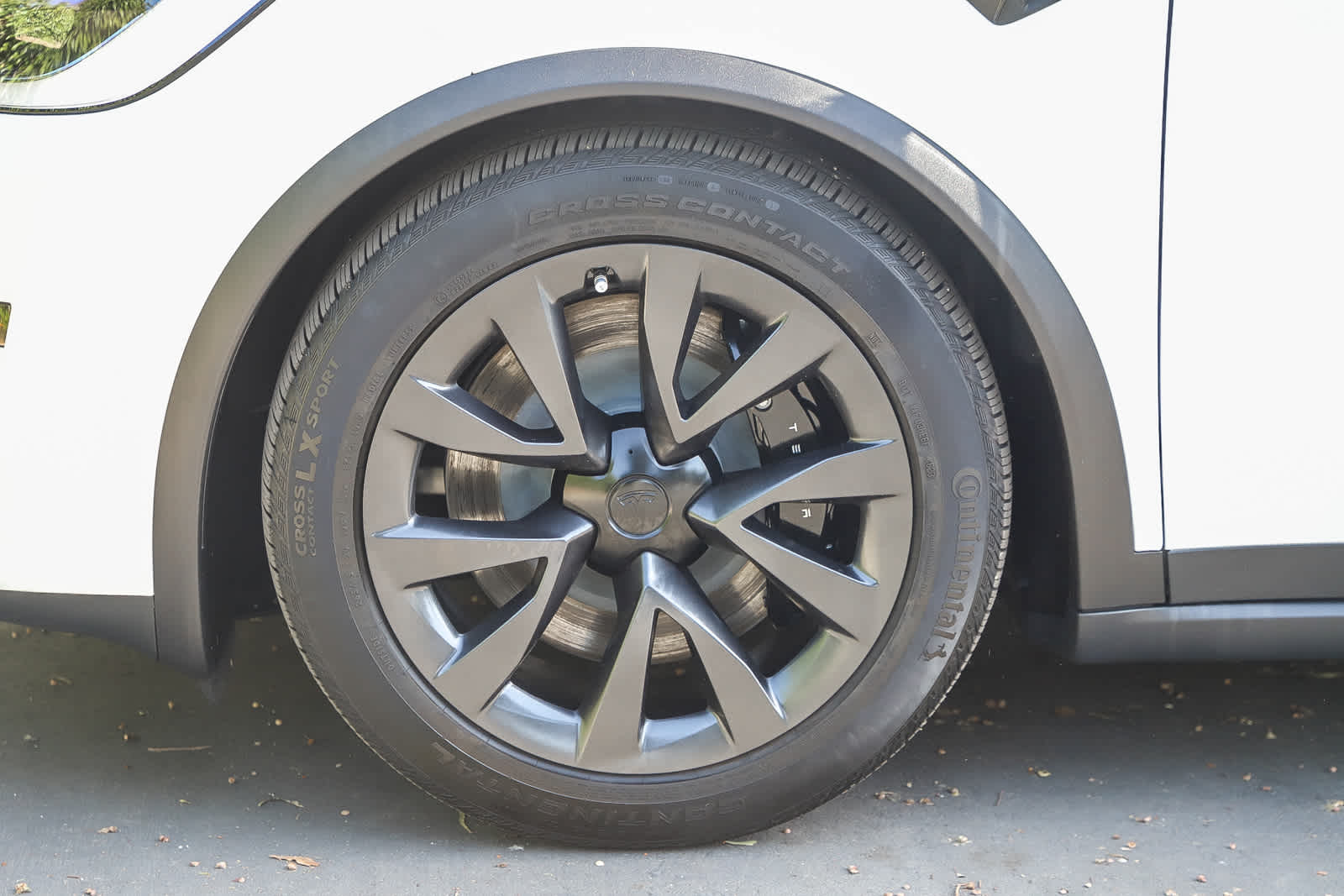 Thumbnail: 2024 Tesla Model X - 12