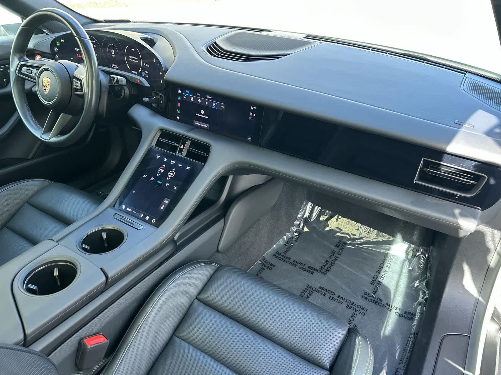 Thumbnail: 2023 Porsche Taycan - 35