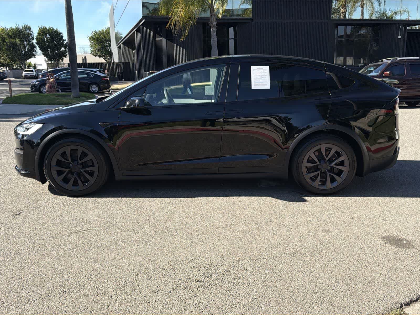 Thumbnail: 2022 Tesla Model X - 7