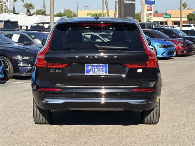 Thumbnail: 2022 Volvo XC60 - 5
