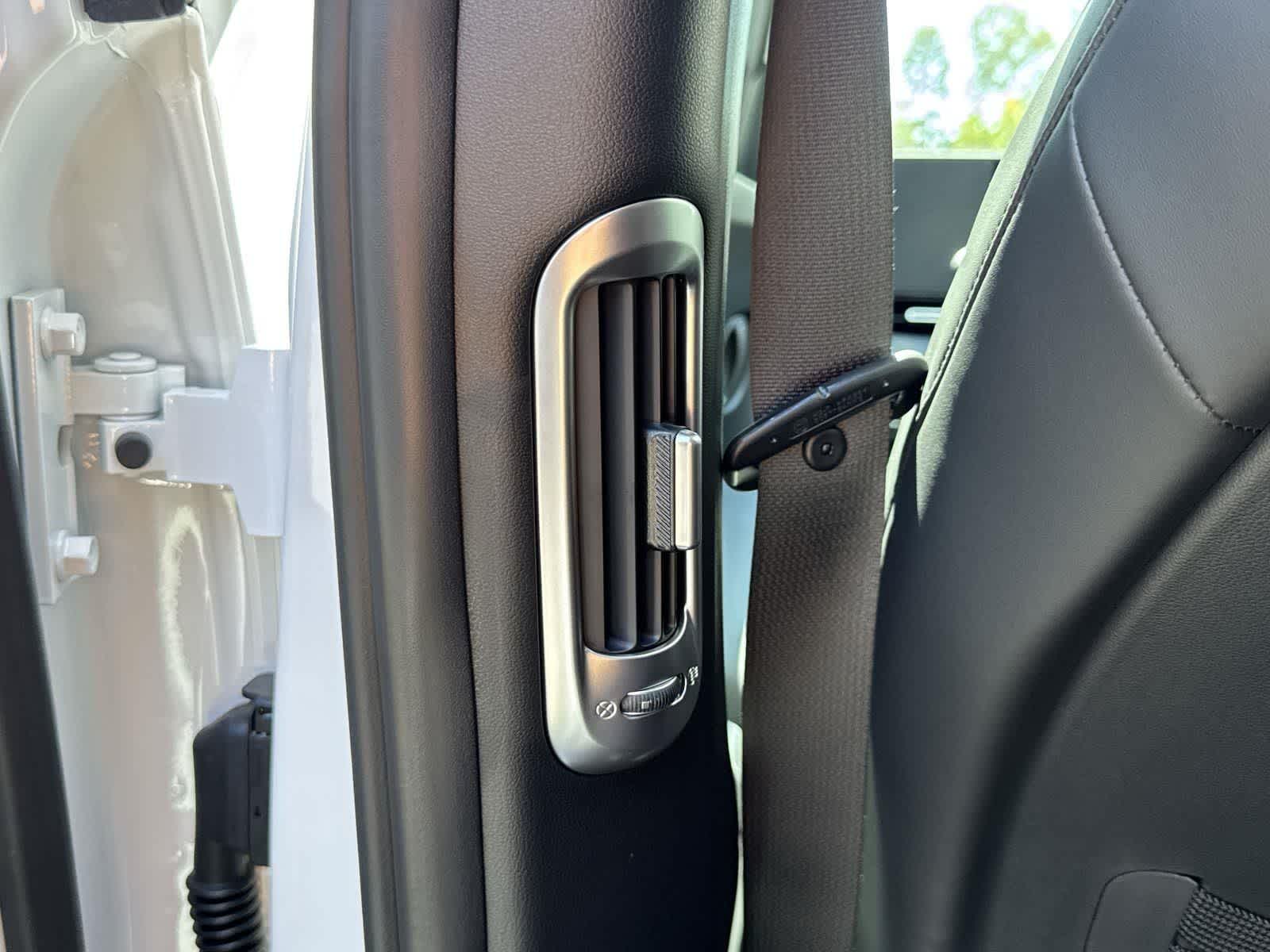 Thumbnail: 2025 Hyundai Ioniq 5 - 29